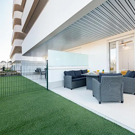 Wintowinrentals Exclusive With A Large Terrace In The Coastal Paradise Of Apartment