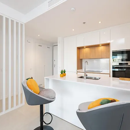 Wintowinrentals Exclusive With A Large Terrace In The Coastal Paradise Of Apartment