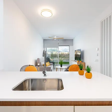 Wintowinrentals Exclusive With A Large Terrace In The Coastal Paradise Of Apartment Torre Del Mar